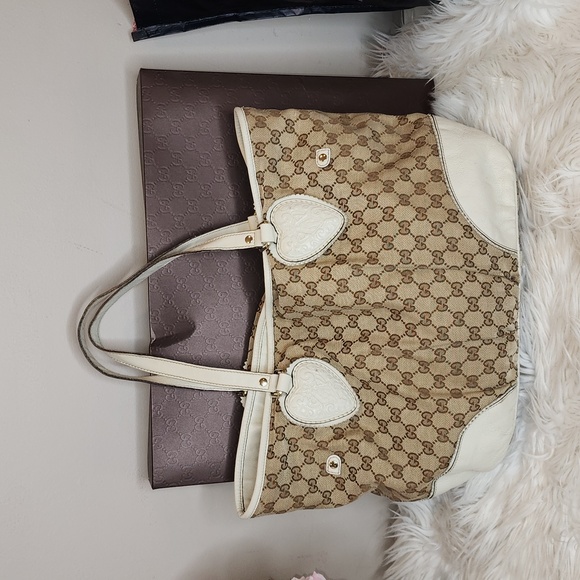 Gucci Monogram Bag - Picture 5 of 17